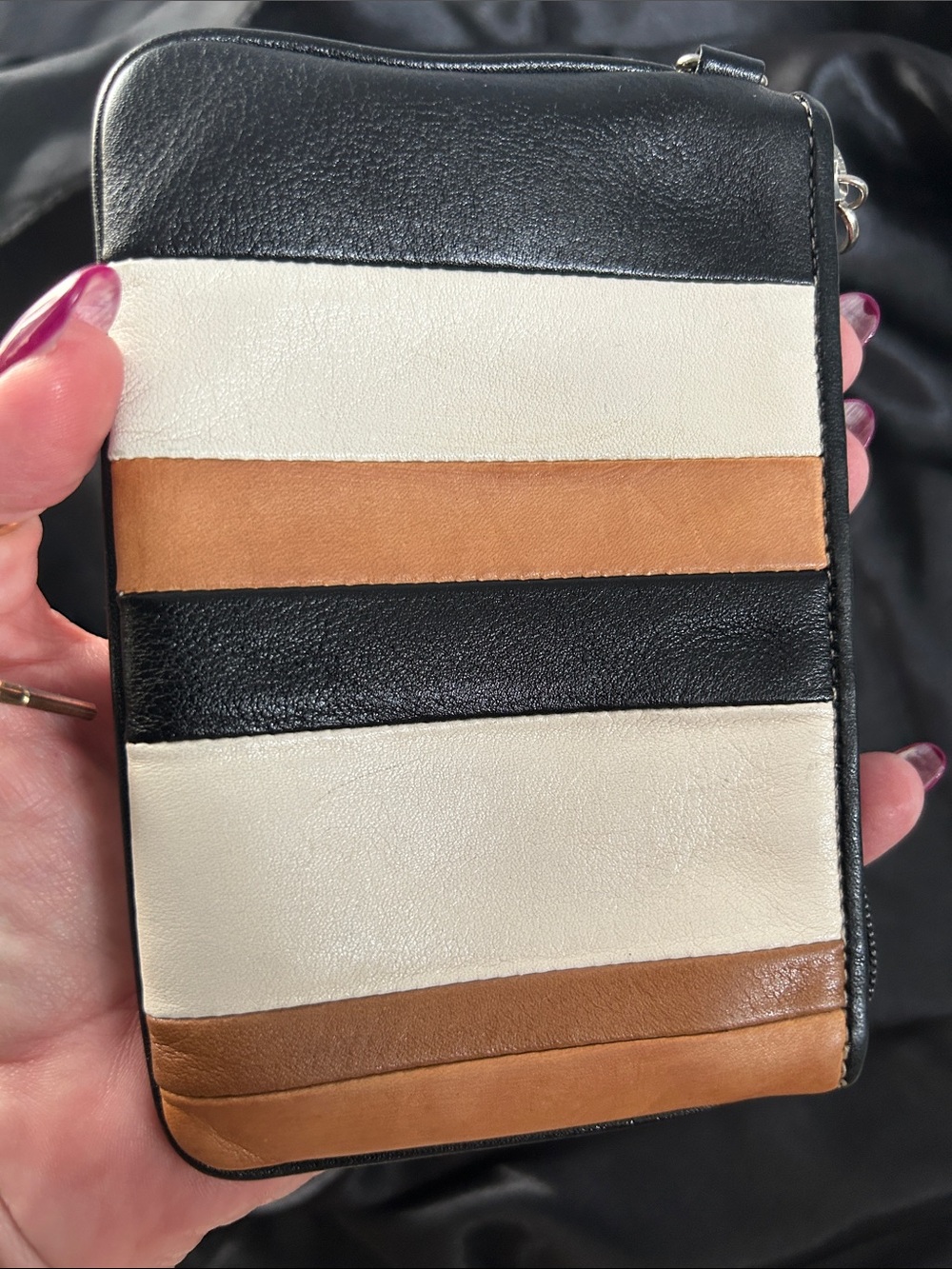 Coach Ergo Vintage Leather Wristlet Clutch in Black, White & Tan in EUC - Picture 8 of 12